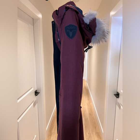 Nobis Merideth Long Thigh Premium Down Parka - Picture 2 of 7